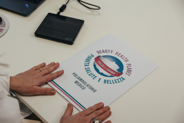 9PIANETA SALUTE E BELLEZZA - POLIAMBULATORIO SAN SALVO - LOGO E ICONE